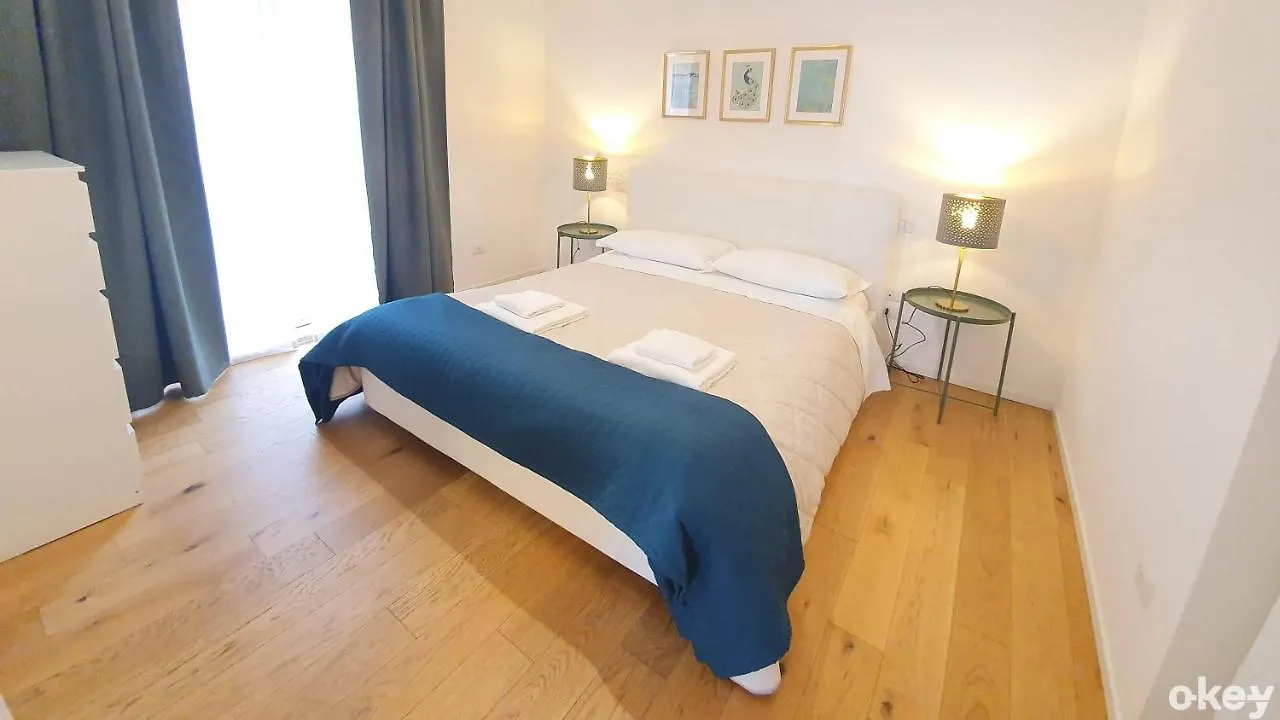 Palazzo Ciaia Apartment - Bari Centro contacts